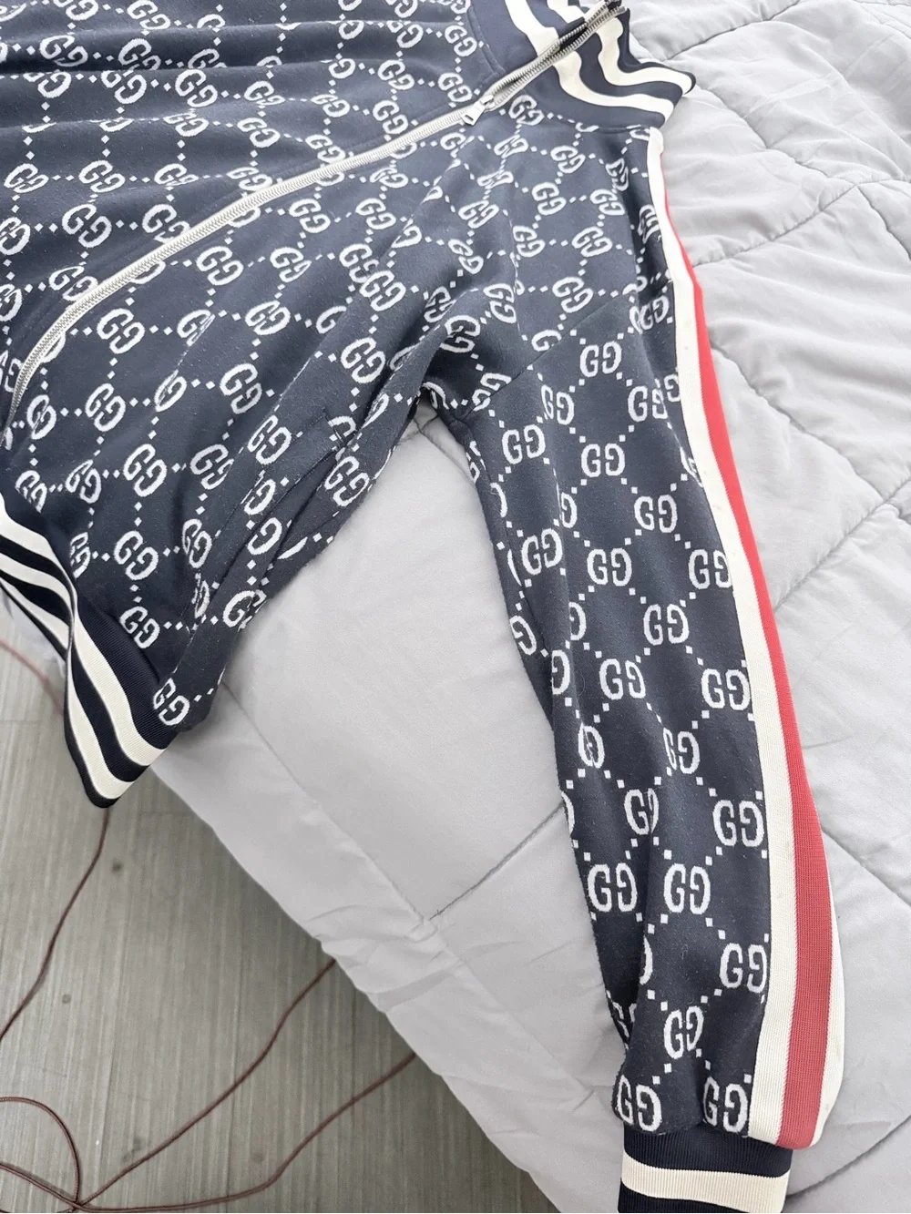 Gucci Navy and White GG Logo Knit Jumper with Red Stripe Accents